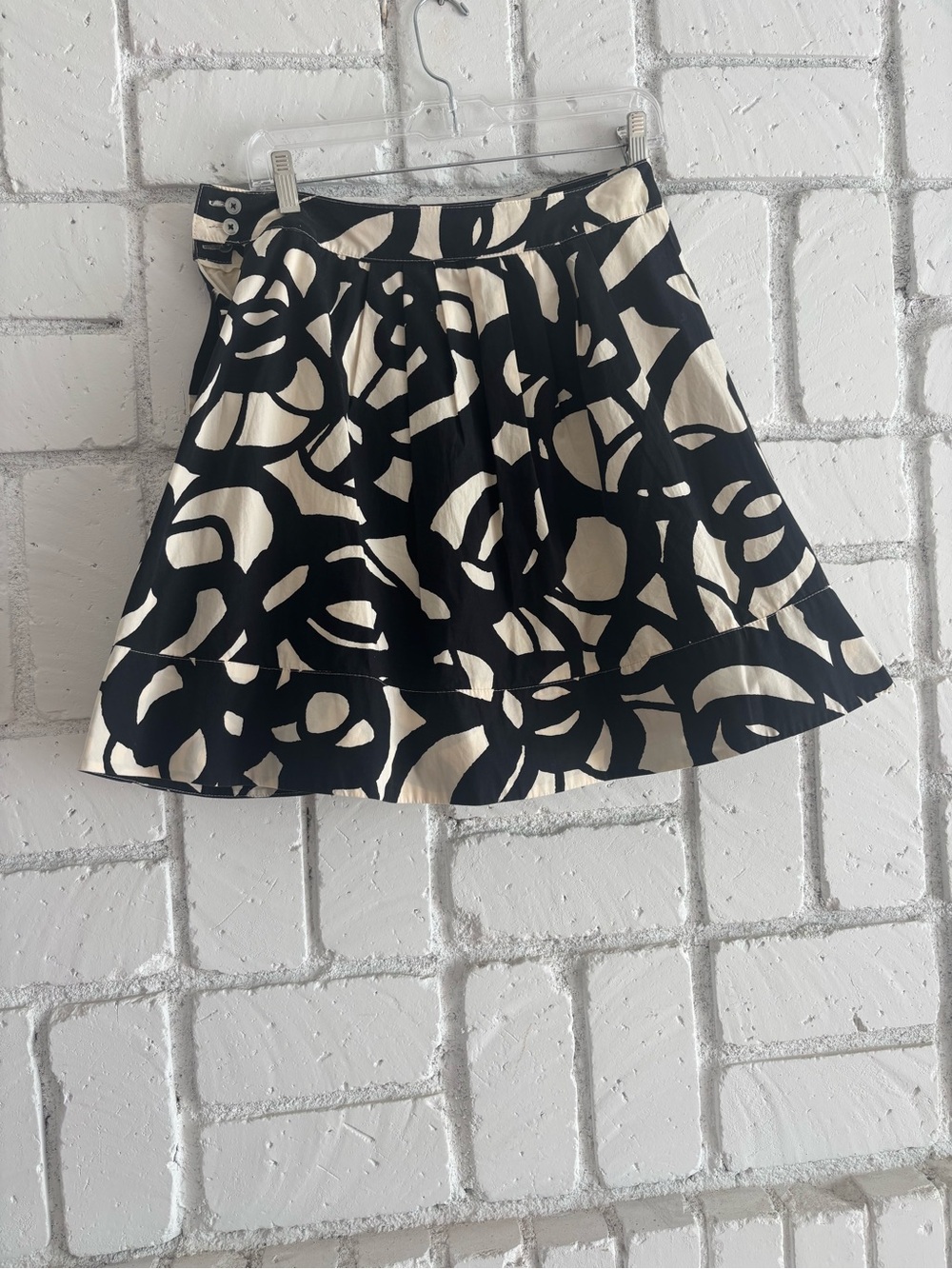 Black & Cream Abstract Print Skater Fei
 Skirt